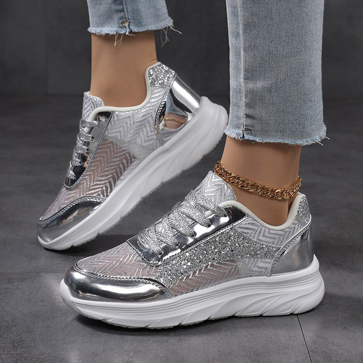 Damer nan glamourøs iøjnefaldende sneakers med glitrende paneler, jacquardvævet overdel og ergonomisk bølgesål Skovae