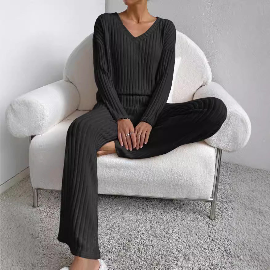 Dame Strik-Loungewear-Sæt med V-udskæring og løs pasform Stilla