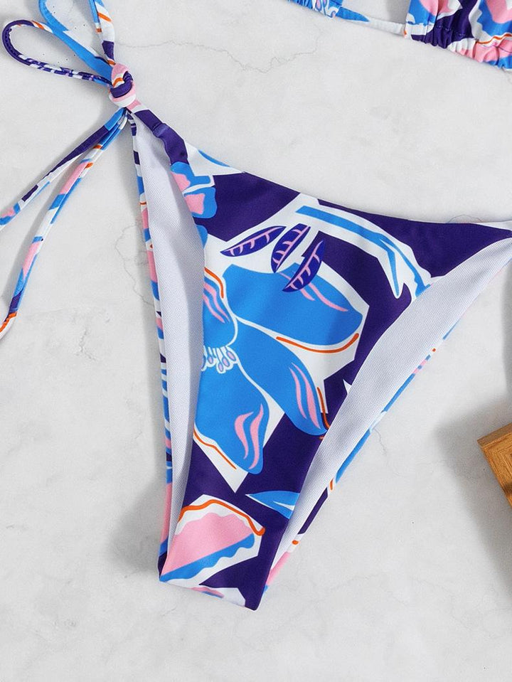 Dame Triangel-Bikini med fantastisk blomsterdesign og elegante snørredetaljer Skovae