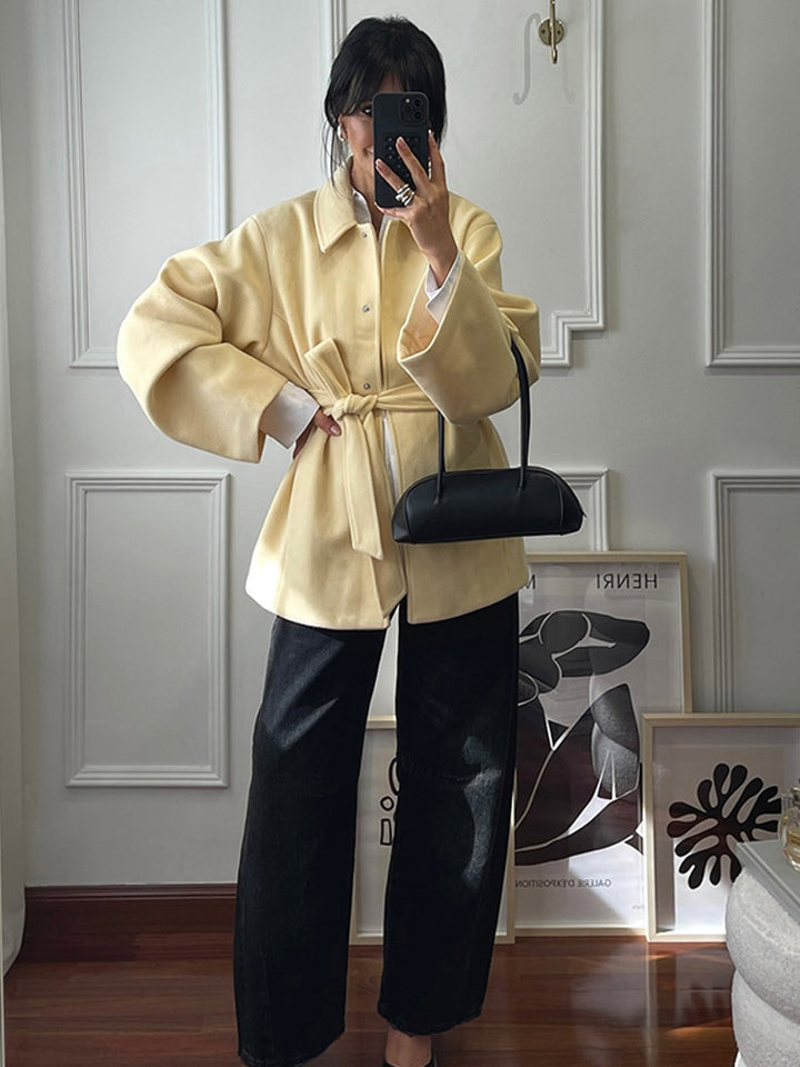 Dame Oversized Læderjakke med bred revers og taljebælte Stilla