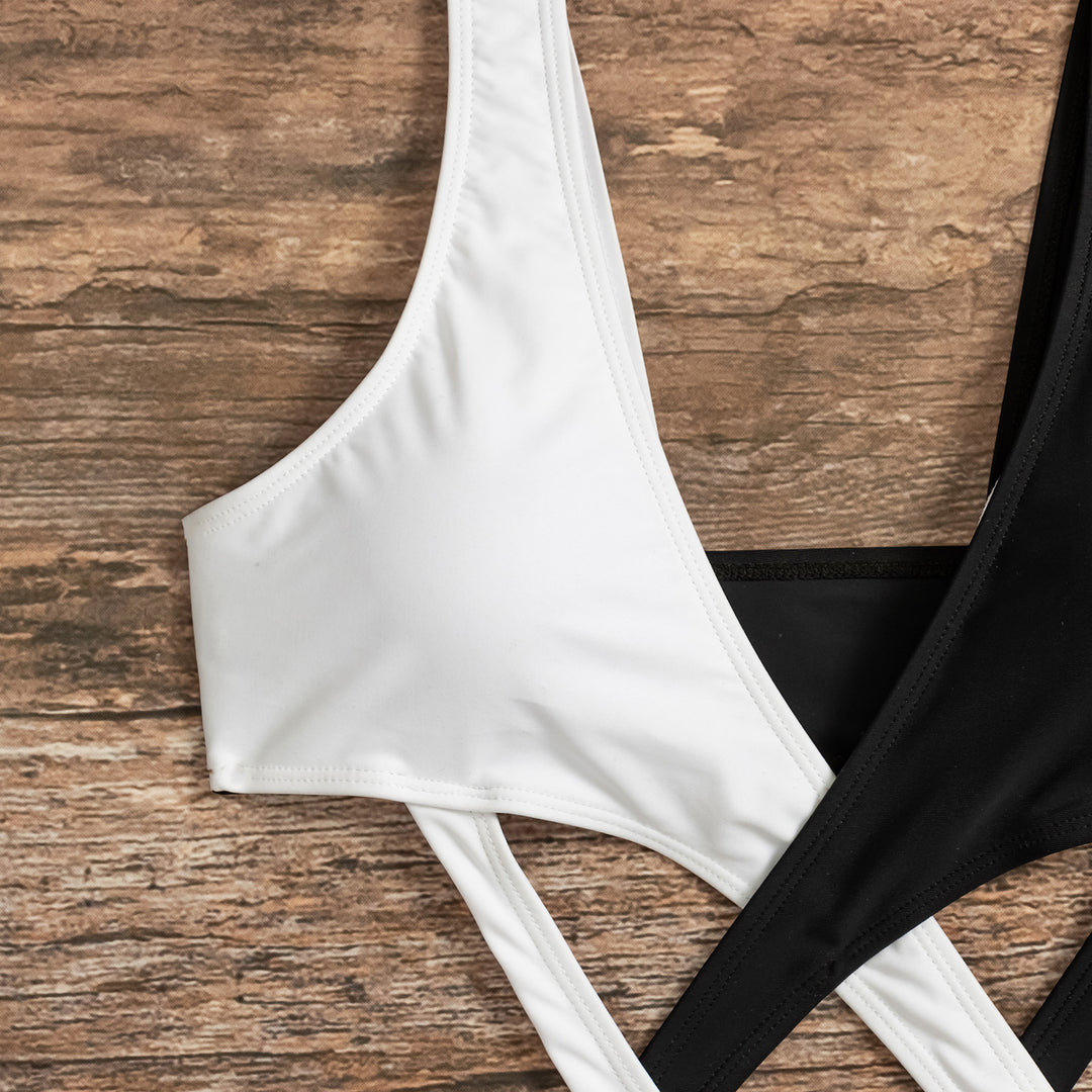 Kvinder Cut-Out Monokini Badetøj Stilla
