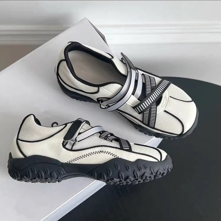 Dame sporty sneakers med elastiske remme og åndbart mesh-overmateriale Stilla