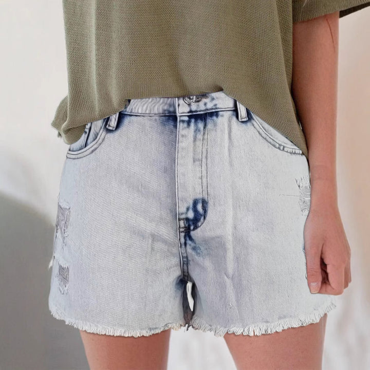 Dame casual denim shorts med frynset kant og moderigtige vintage detaljer Stilla