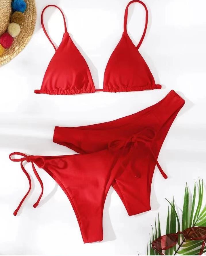 Femme justerbart trekants-bikini-sæt Stilla1750243391