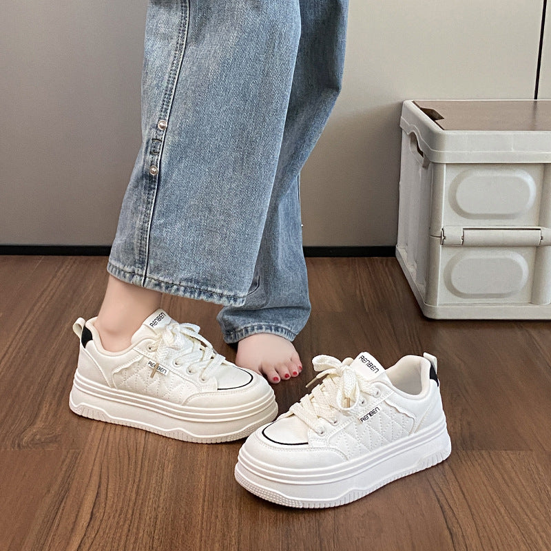 Dame Komfortable Plateau-Sneakers med forstærket sål og åndbar konstruktion Stilla