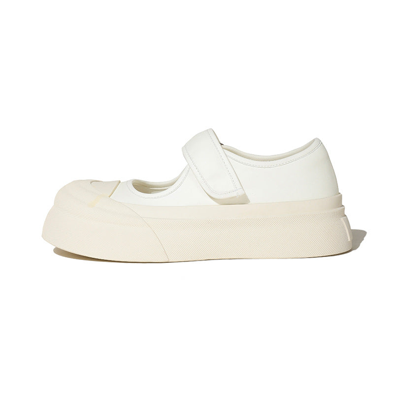 Damernes Behagelige Sneakers med et glinsende overmateriale og justerbar velcro Stilla