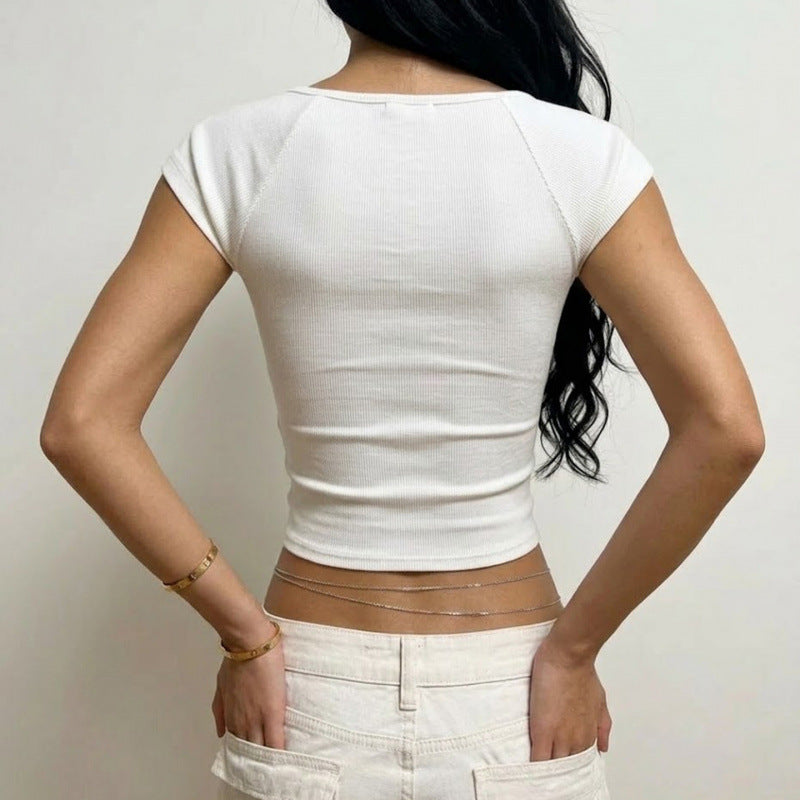 Damen Kurzarm-Top mit Spitzendetail und taillierter Passform Skovae