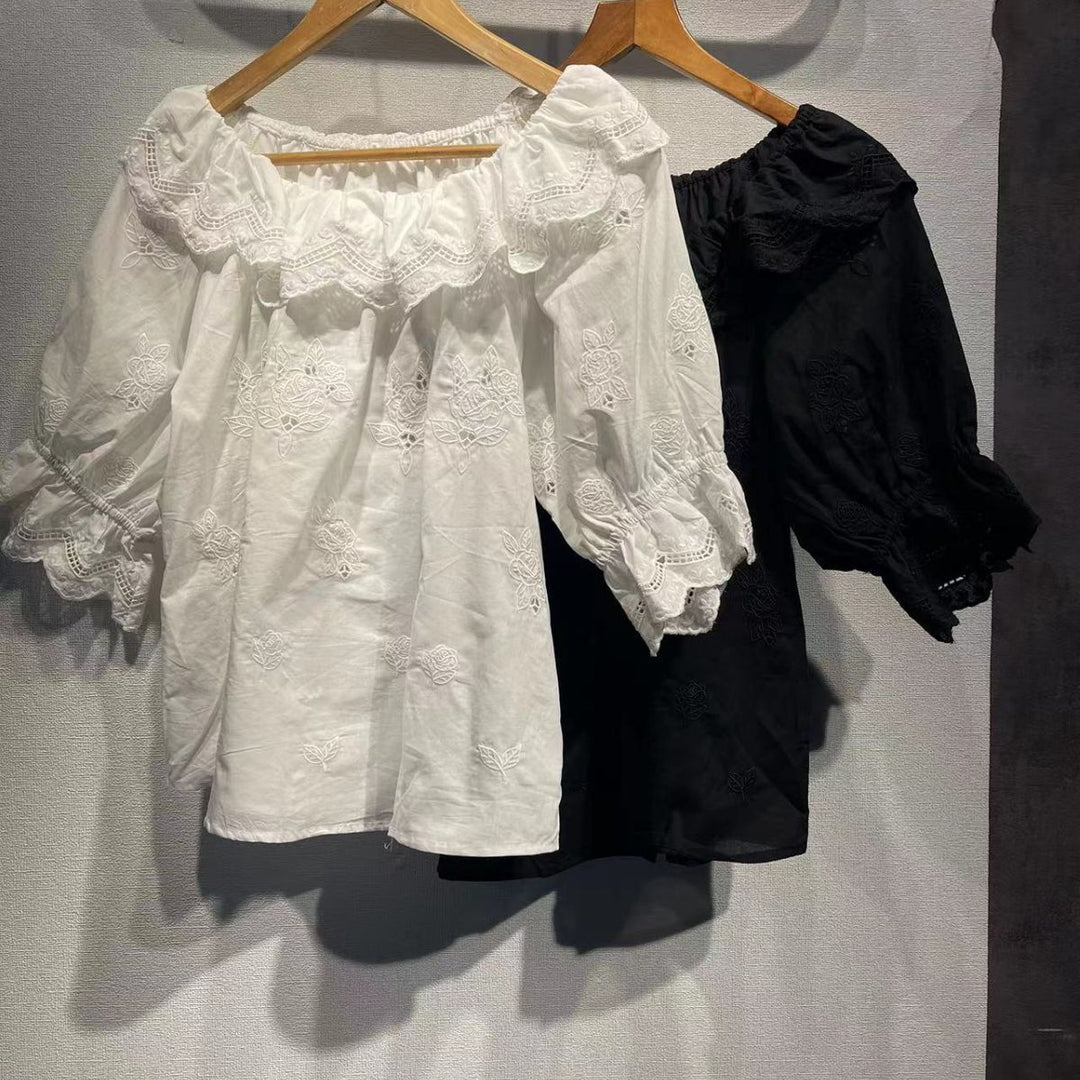 Dame Off-Shoulder Bluse med florale broderier og rynkedetaljer Stilla