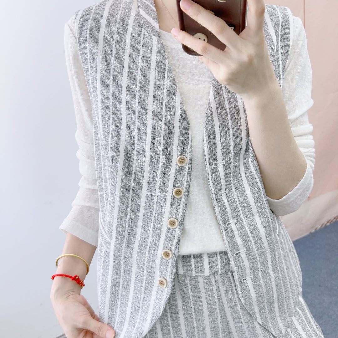 Dame elegant vest-bukser kombination med fine striber og moderne snit Stilla