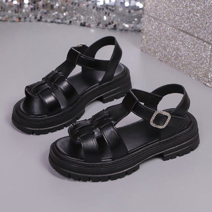 Dame Chunky Sandaler med moderigtige Cut-Outs og dekorativ spænde lukning Stilla