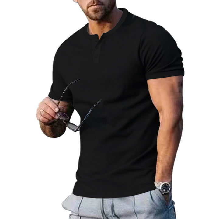 Herren kortærmet Henley T-shirt med praktisk knapdesign og kropsnær pasform Stilla