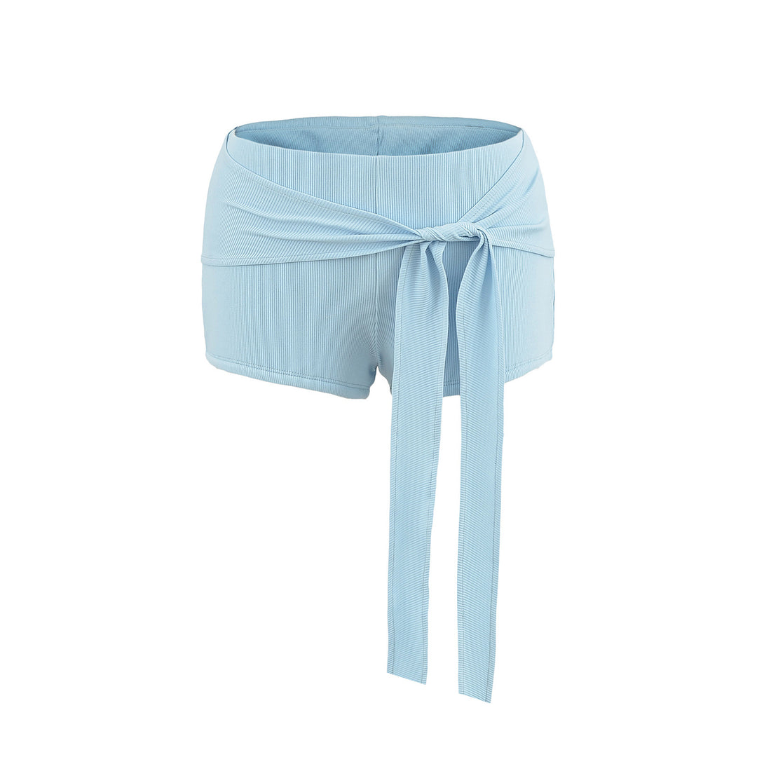 Dame wrap shorts med elegante bindebåndsdetaljer og figursyet snit Stilla