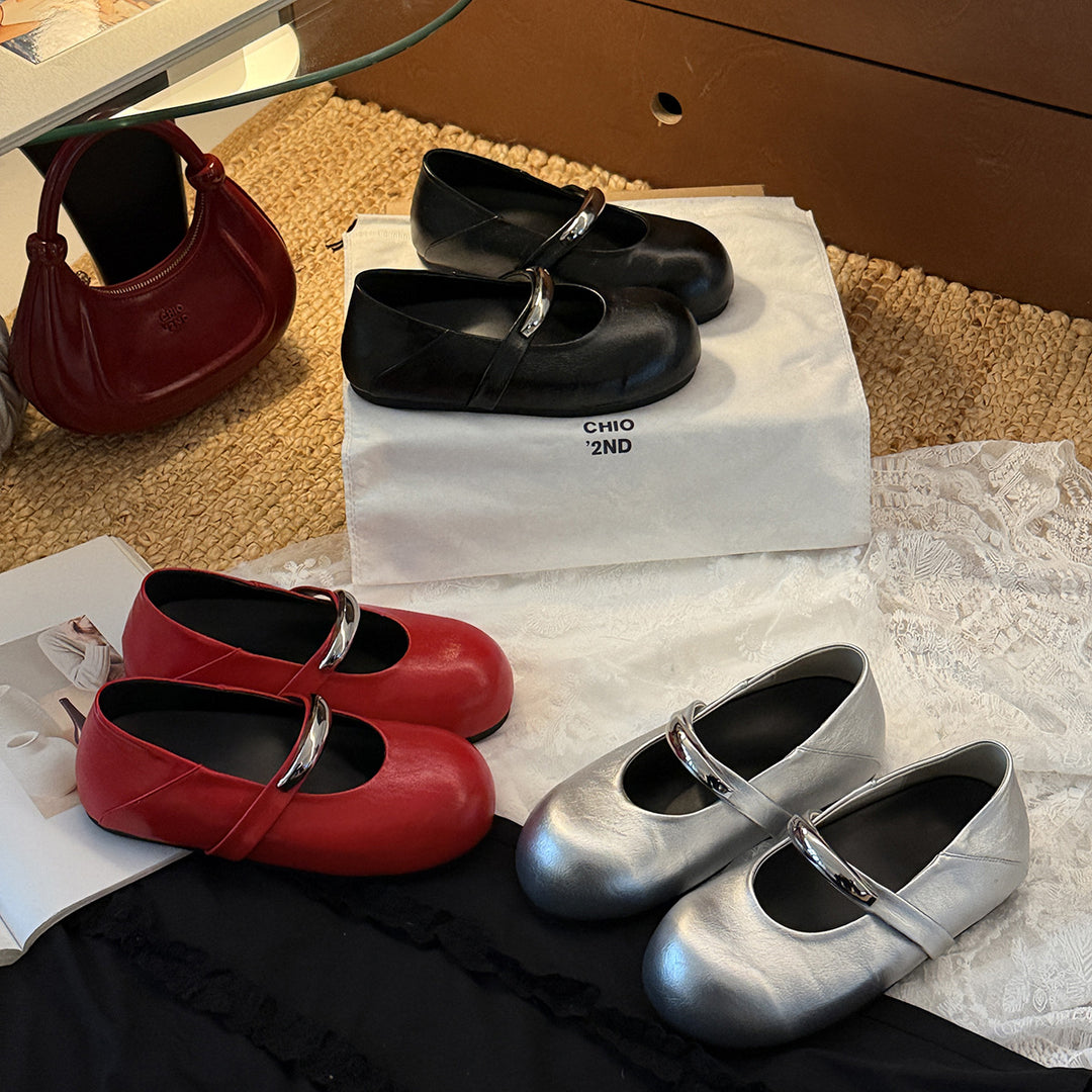Femme Classic Mary Jane Ballerinas med stilfuld metallisk accent Stilla