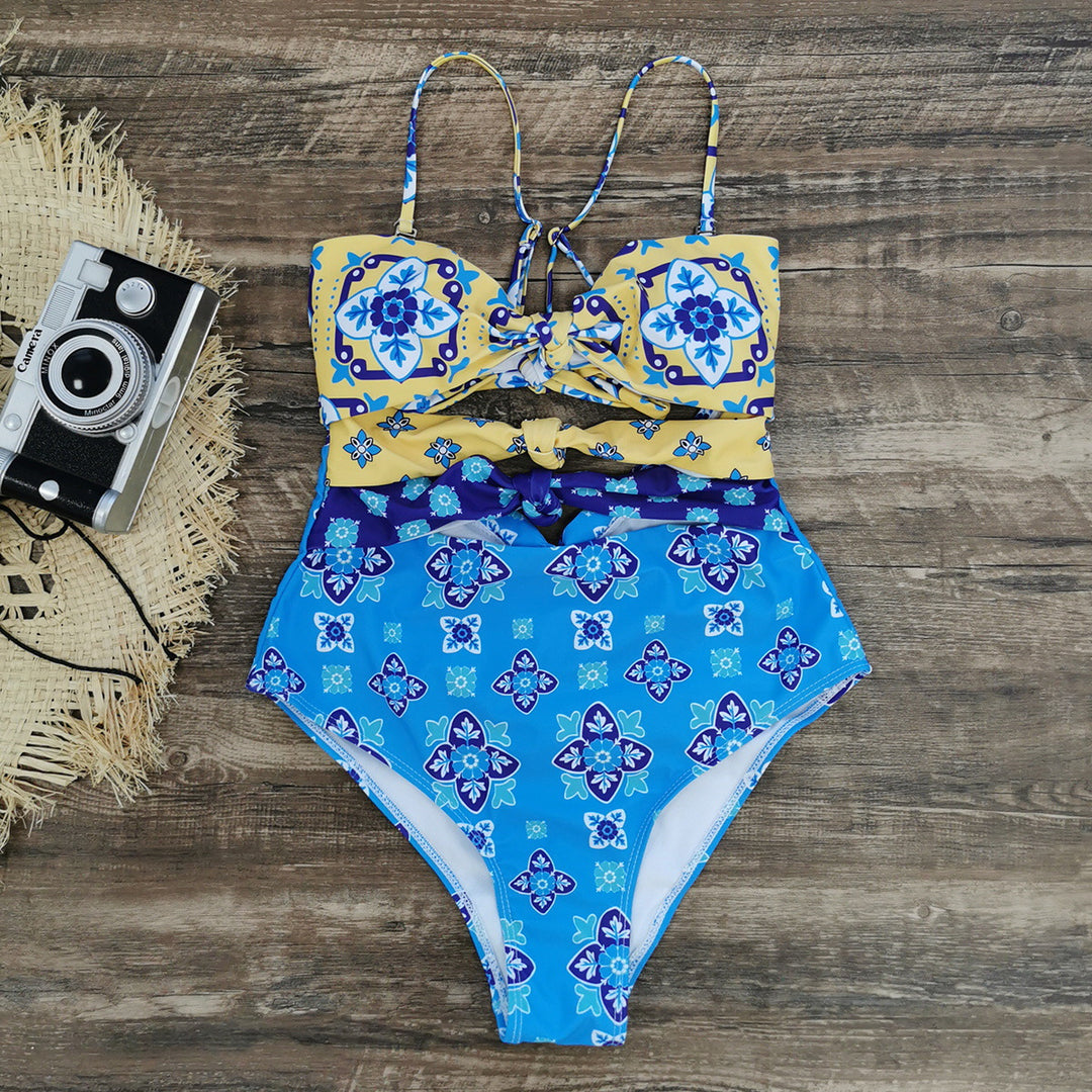 Dame bikini-sæt med innovativt knudedesign og højt snittet taljehygge Stilla