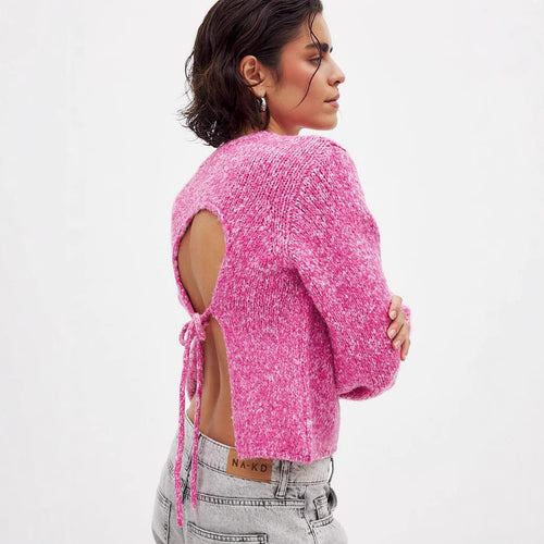Kvinders afslappede strikket sweater med elegant rygudskæring og knude Stilla
