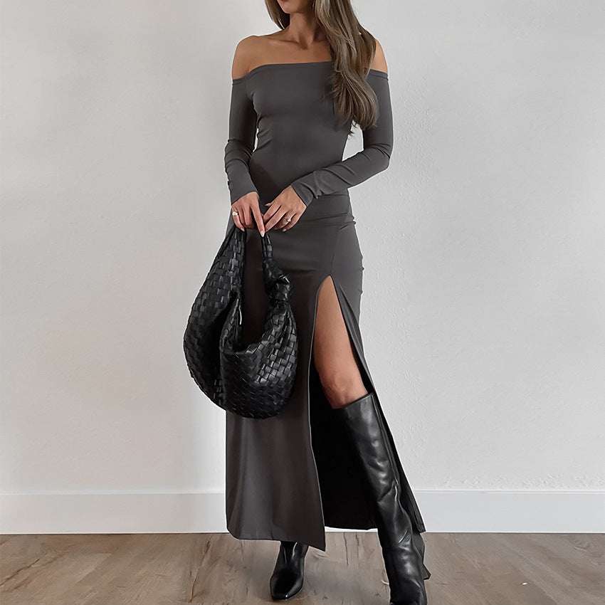 Dame Off-Shoulder Maxikjole med høj split og tætsiddende silhuet Stilla
