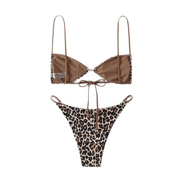 Dame triangel-bikini med forfinet guldaccentuer Skovae