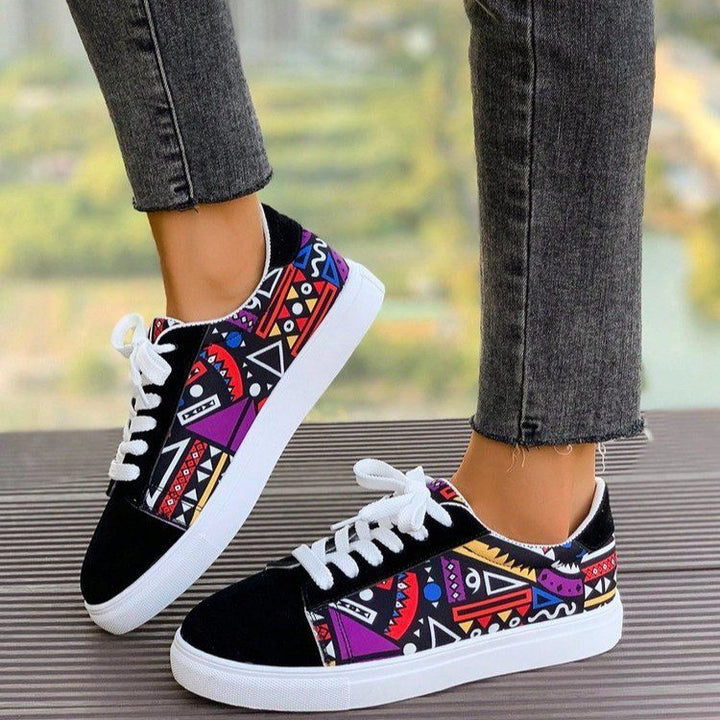 Dame mode Sneakers i farverigt grafikdesign med komfortabel indersål Stilla