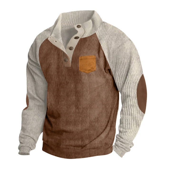 Herrer nan struktureret halvknap-strikpullover i cord-look med raglanærmer, påsyet brystlomme og albue-patches Skovae