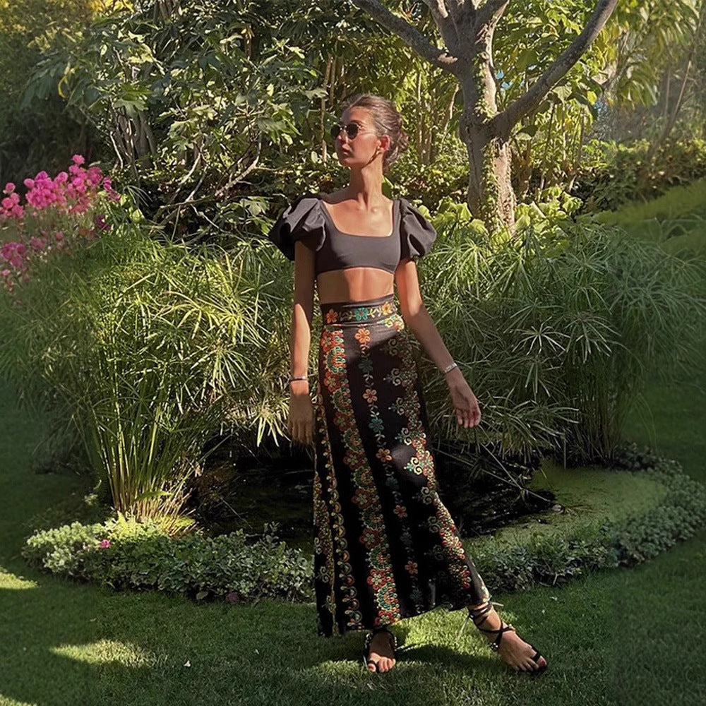 Dame To-delt Outfit med kort top og floral Maxiskørt Skovae