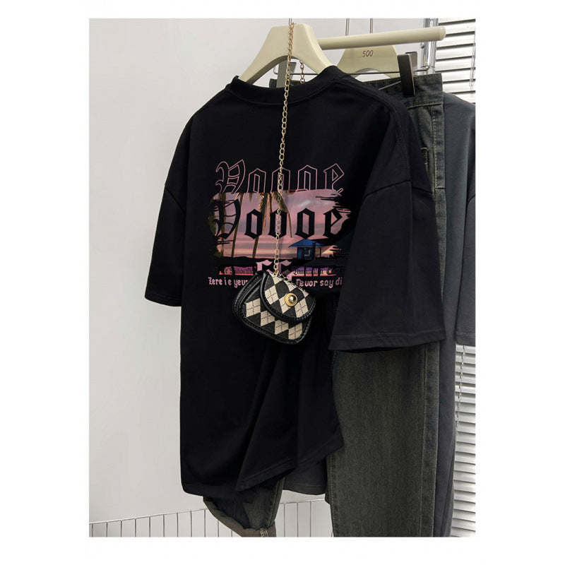 Dame Oversized T-Shirt med moderne grafikprint og legende skrifttype Stilla
