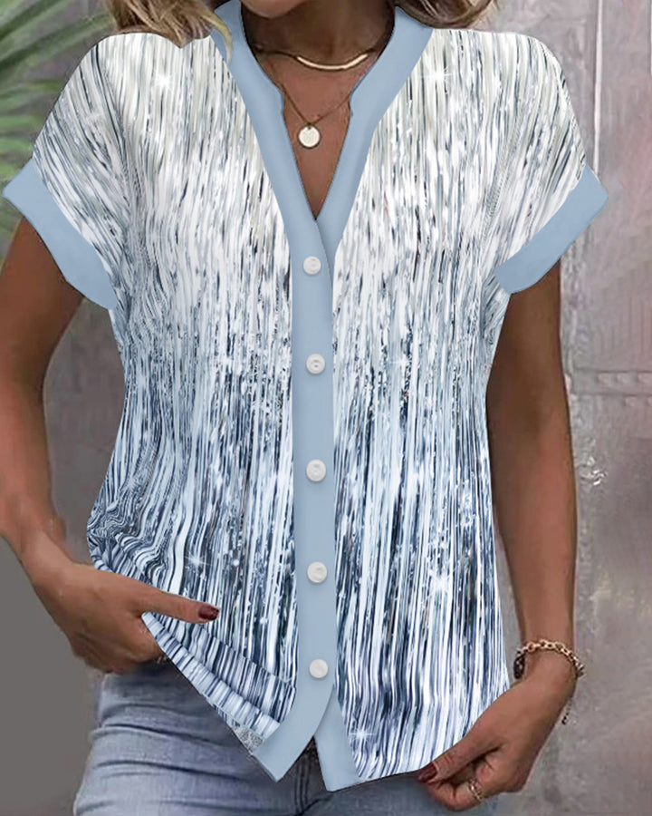 Dame kortærmet bluse med moderne stribedesign og knapdetalje Stilla