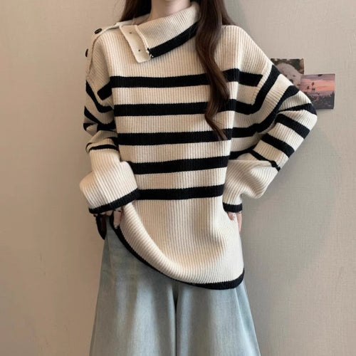 Kvinder Stribet Sweater med Moderne Krave og Knap Detaljer Stilla