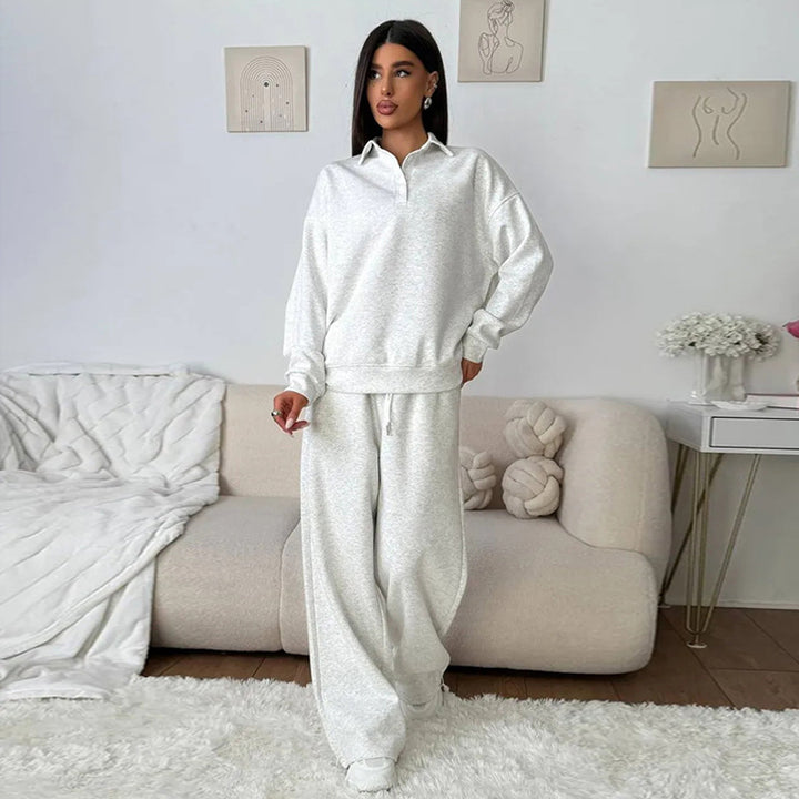 Kvinders sporty loungewear sæt med høj krave og vid skæring Skovae