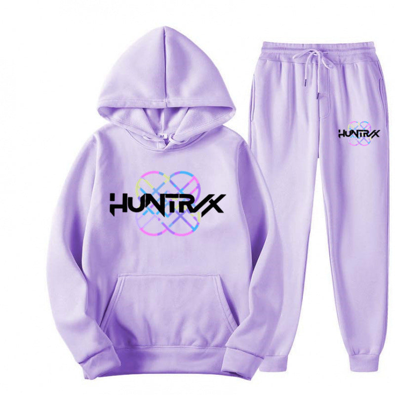 Dame tracksuit med moderne grafisk design og casual fit Skovae