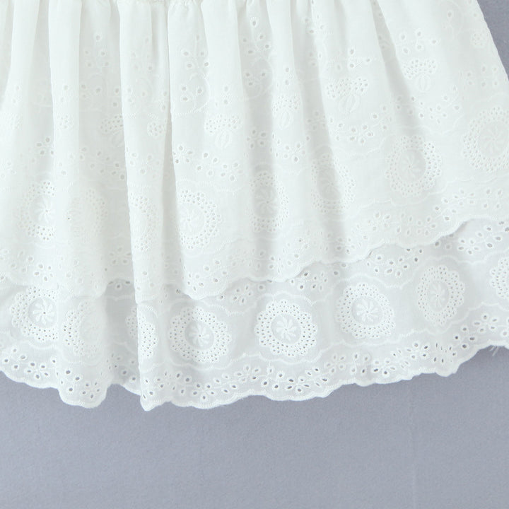 Dame Off-Shoulder Mini-Kjole lavet af høj kvalitet bomuld med rufledetaljer og elastisk taljeområde Stilla