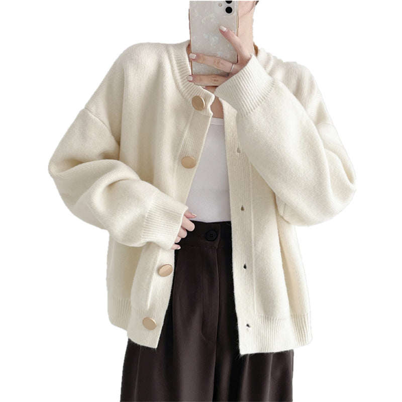 Femme Cozy Button-Up Strikpullover Stilla