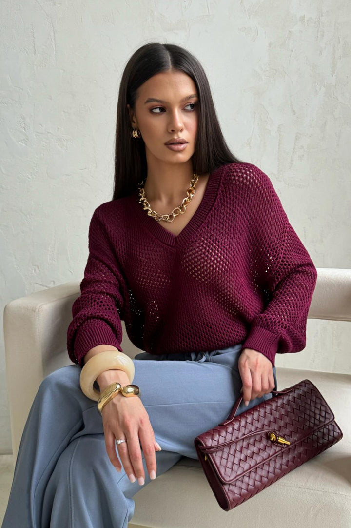 Kvinders strikket sweater med luftig struktur og V-hals Stilla