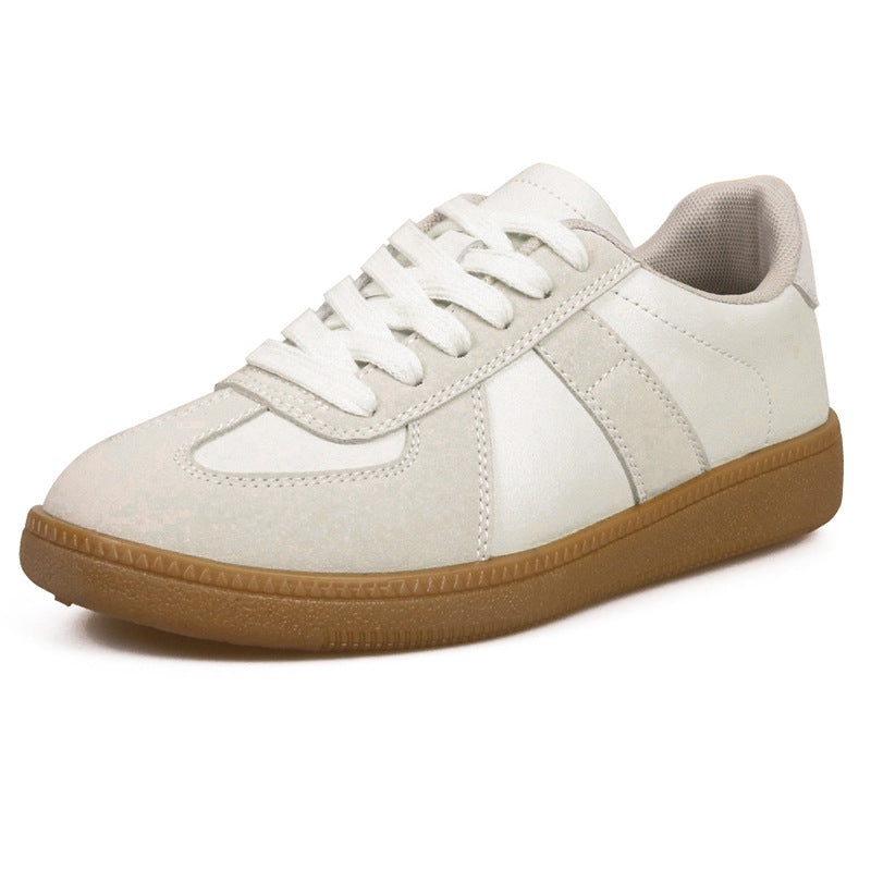 Dame Sneakers i sporty-elegant design med åndbart overmateriale og dæmpende sål Stilla