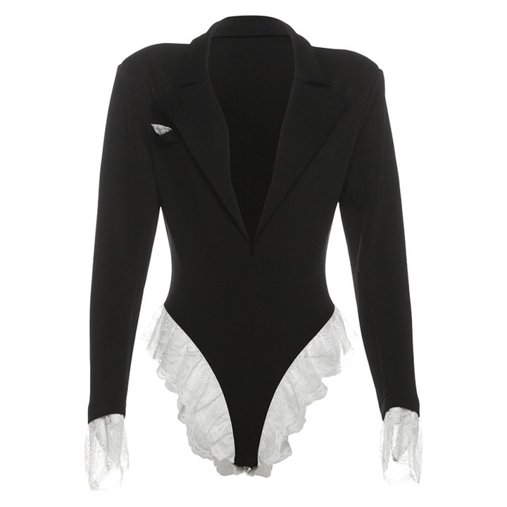 Dame body med raffineret blazer-stil og spidsbesætning Skovae