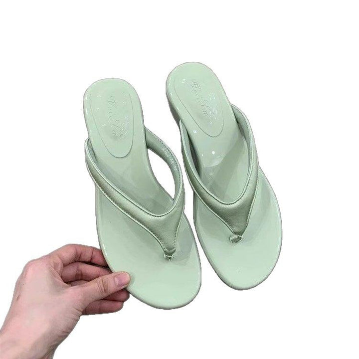 Dame Wedge-tåsplitter med moderne design og skridsikre såler Stilla