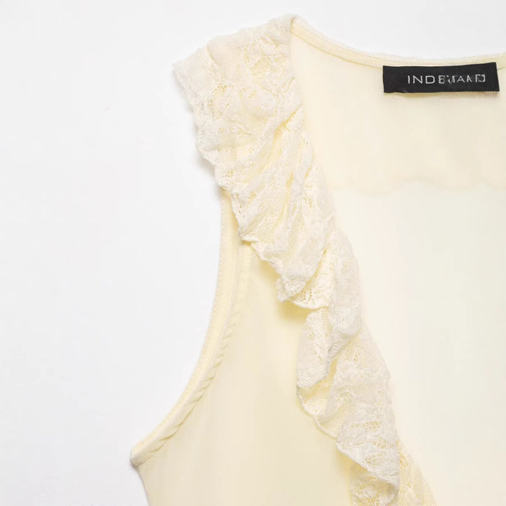 Dame rynket bluse med spids dekoration Skovae