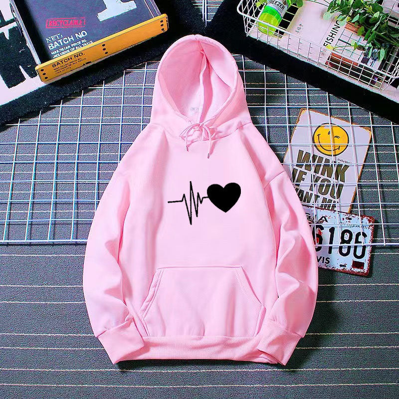 Dame hoodie med hjertevarmende design og hyggelig pasform Skovae