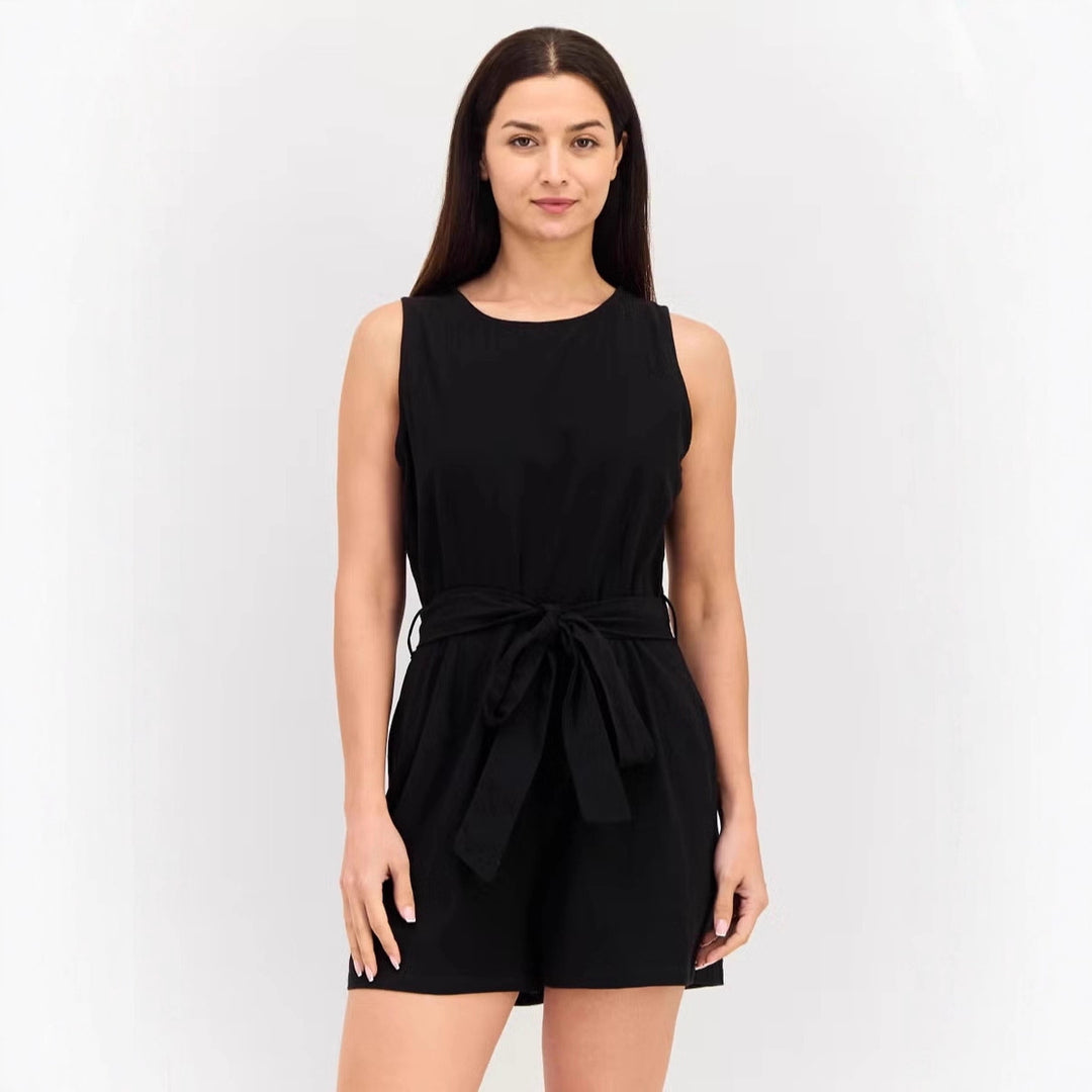 Dame jumpsuit med elegant talje og praktiske lommer Skovae