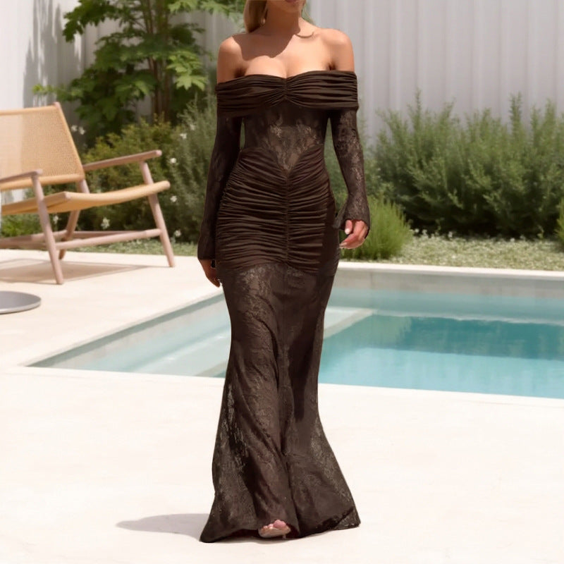 Kvinders maxikjole med elegant rynkning og off-shoulder design