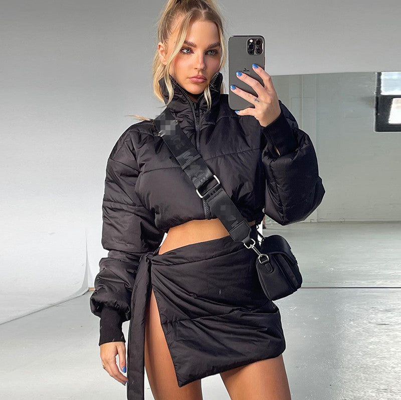 Femme Croppet Puffer-jakke med asymmetrisk design Stilla