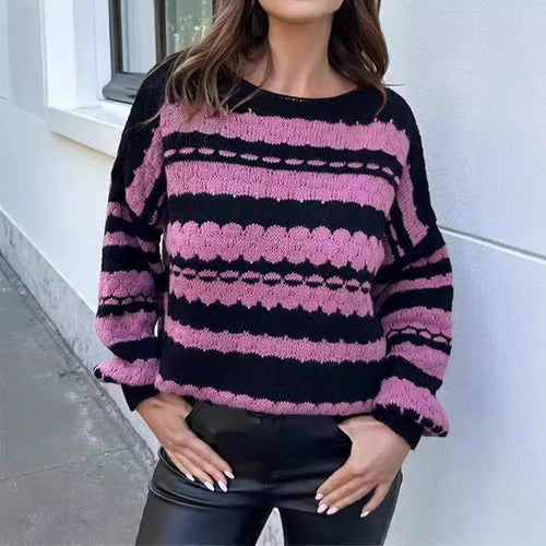 Kvindernes trendy chunky strik sweater i moderne mønster med løse ærmer Stilla