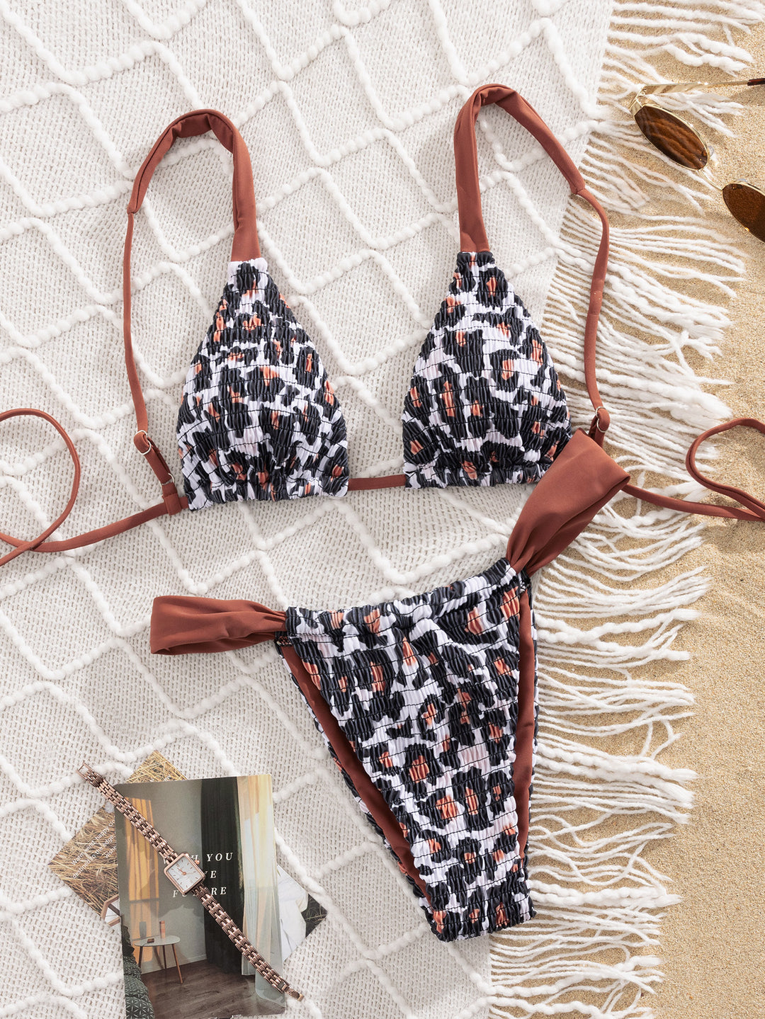 Dame triangle bikini med flæser og fint dyreprint Skovae