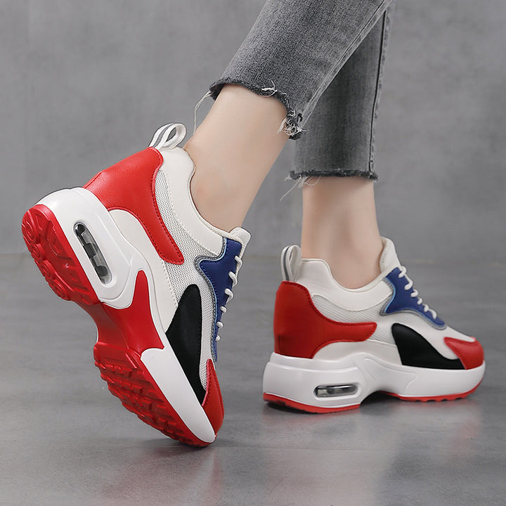 Dame nan dynamisk Retro-sneaker med synlig hæl-dæmpning, struktureret mesh-overdel og trækstrop Skovae