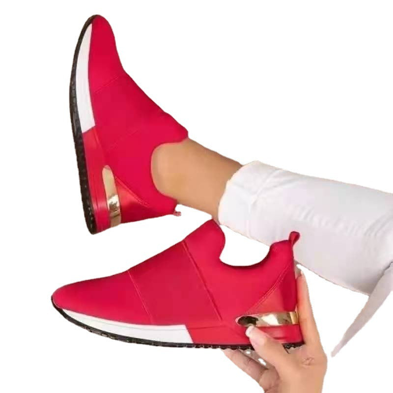 Dame Slip-On Sneakers med modeaccentuer Stilla