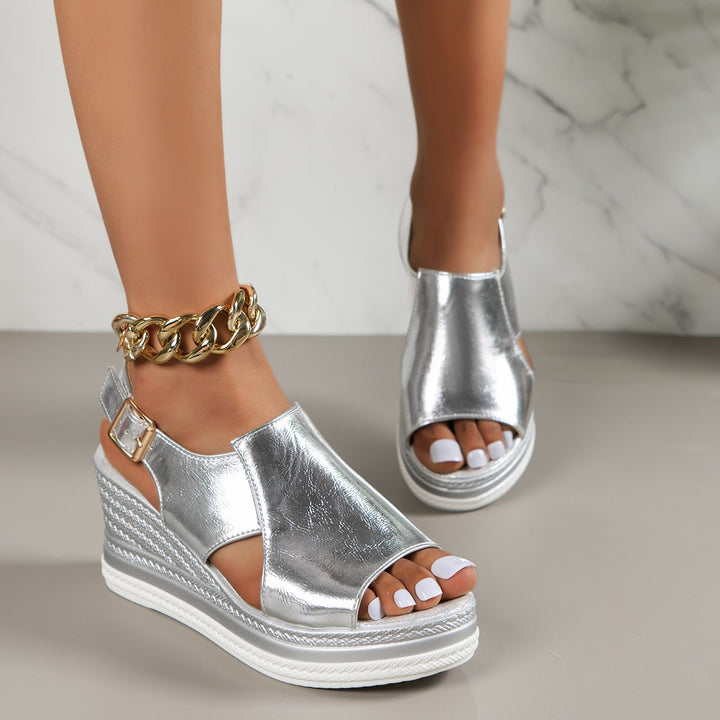 Dame Wedge-sandaler med elegant remføring og dekorativ hæl Stilla