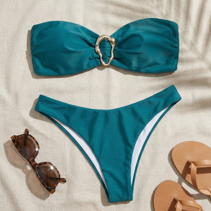 Dame bikini sæt med moderigtigt trekantet top og sporty høj talje bukser Skovae