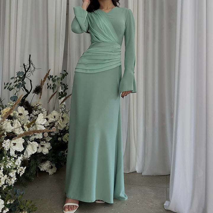 Dame elegant omslagsskjorte med asymmetrisk flæser og figursyet silhuet Stilla