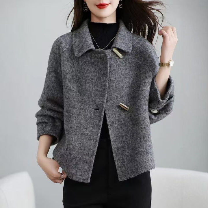 Kvinders hyggelige cardigan med moderne knapdetaljer Stilla