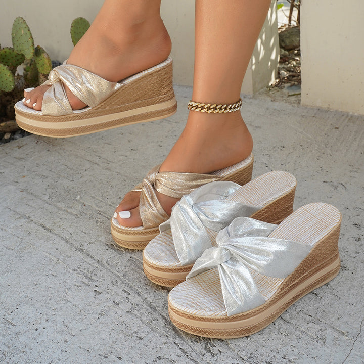 Dame Wedge-sandaler med dekorativt sløjfe-design og polstret sål Stilla