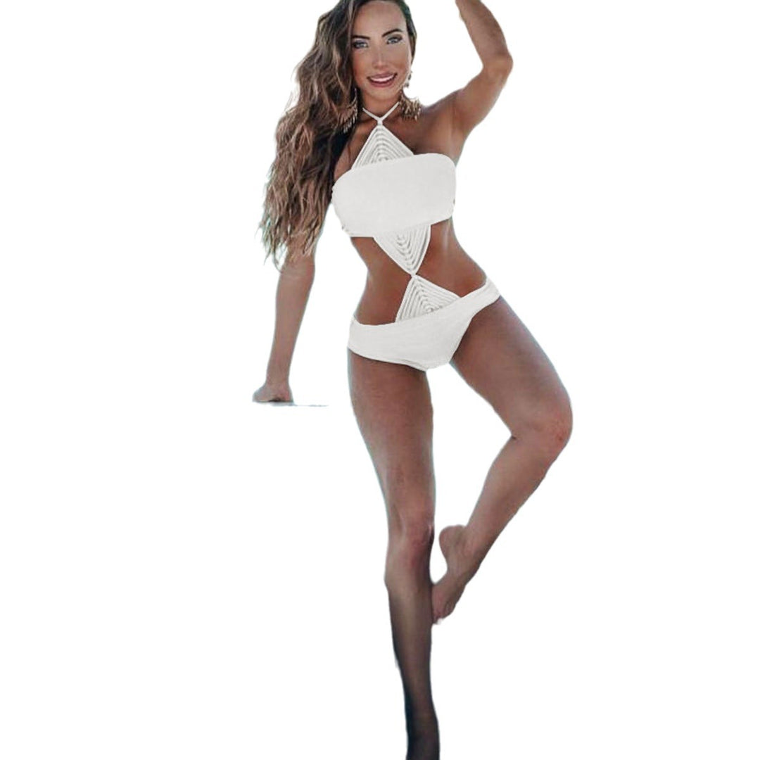 Dame bikini-sæt med innovativt bånddetalje og elegant rygudskæring Stilla